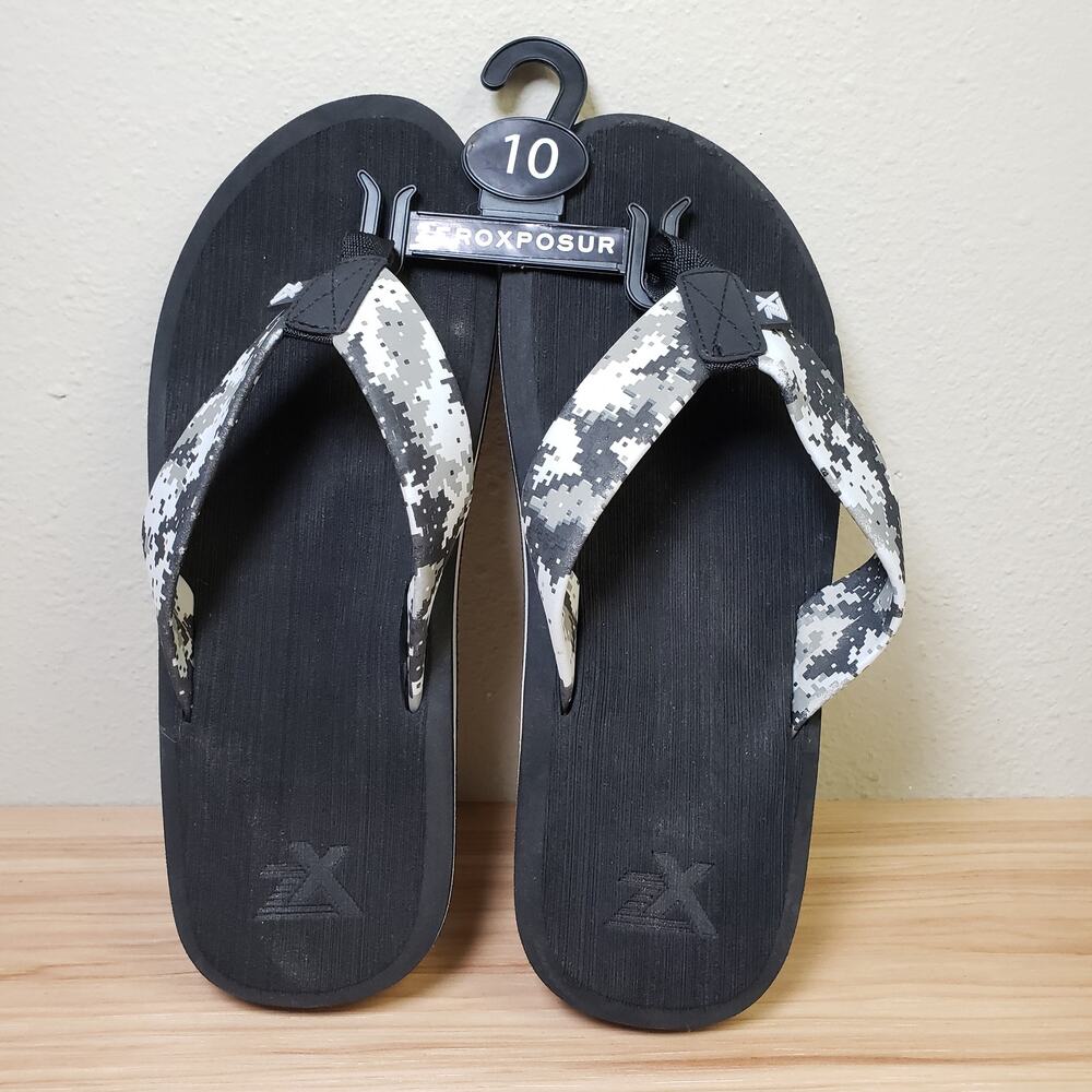 ZeroxPosure Men's Size 10 Wide Strap Flip Flop Sandals Black Gray Camo Print NWT